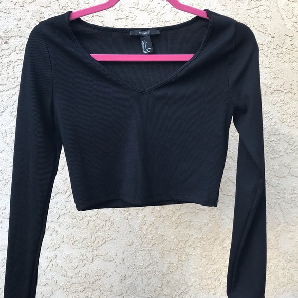 Black Long Sleeve Crop Top - Picture 1 of 5